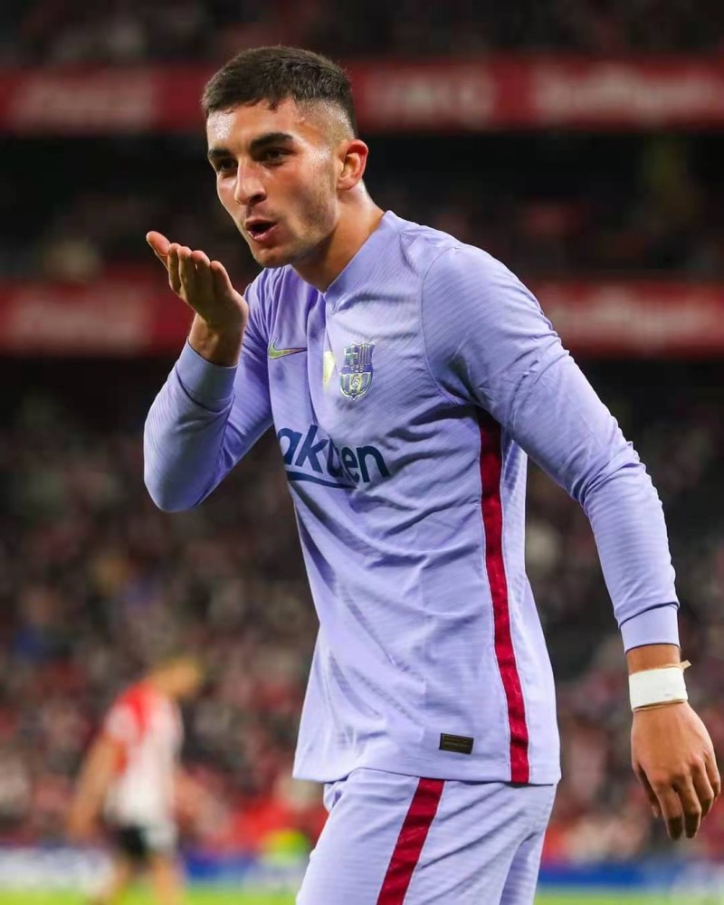 九游旧版本下载链接关于转折点本菲卡强势反弹，国王杯今夜攻防权衡，赛场秩序良好，数据趋势出现新变化的信息