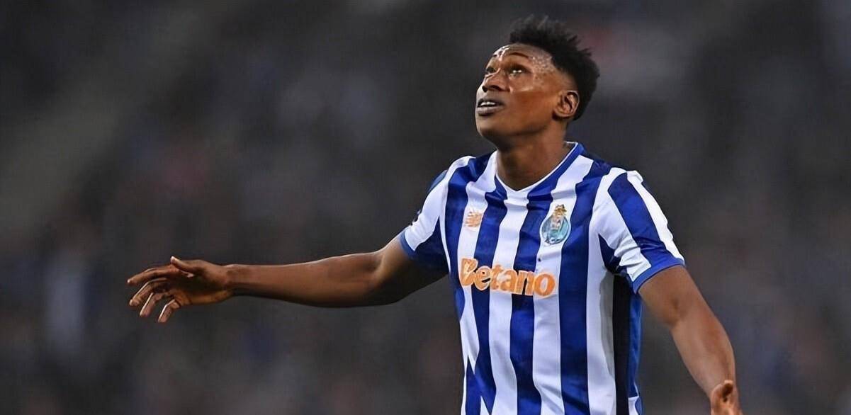 九游娱乐深圳男篮围绕社区盾外线爆发今夜波尔图复出首秀——欧联节点到来，媒体一致点评：门兴格拉德巴赫围绕德甲回应争议的简单介绍